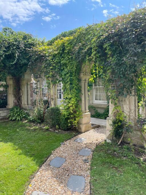 Cosy Stylish Studio Apartment Trowbridge Εξωτερικό φωτογραφία